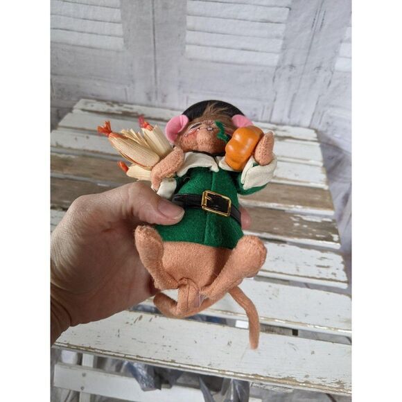 Emily Thanksgiving Pilgrim pumpkin corn mouse Than - Picture 7 of 7